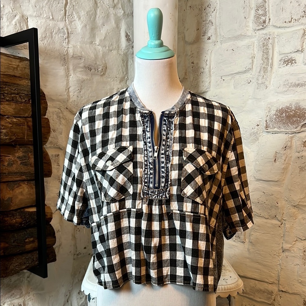 Promesa | Buffalo Plaid Denim Panel Zip Blouse